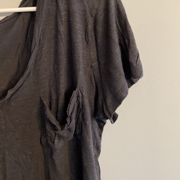 🟢10/$10 - tee - Picture 2 of 3